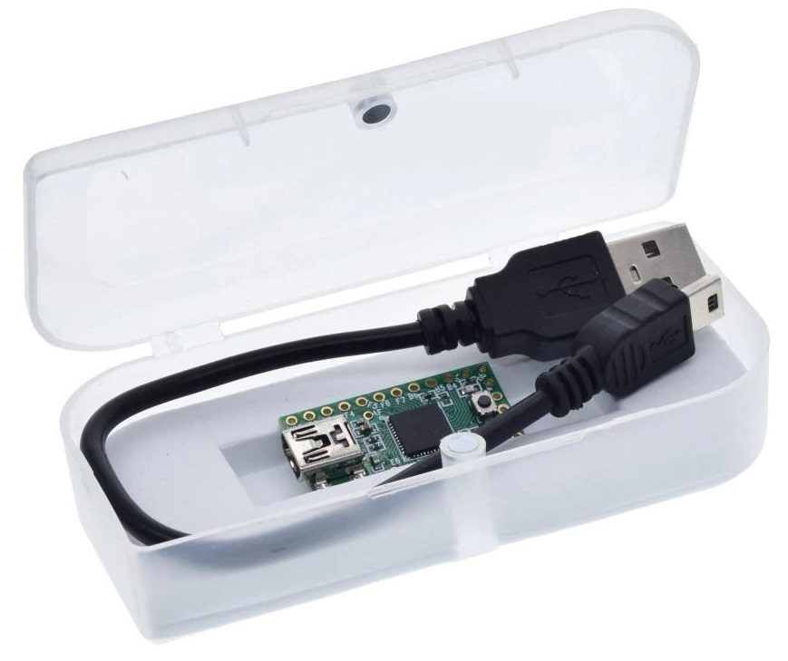 Teensy je prostorově malý kompletní systém pro vývoj mikrokontrolérů založený na USB, který je použitelný v rámci mnoha typů projektů. Teensy 2.0 USB vývojová deska s čipem Atmel MEGA32U4 pro Arduino