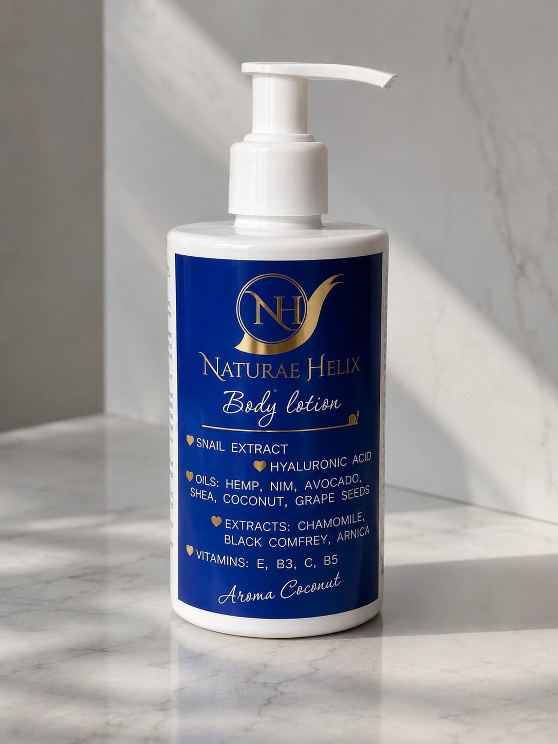 Naturae Helix feuchtigkeitsspendende Body Lotion mit Schneckenextrakt, Hyaluronsäure, natürlichen Ölen und Vitaminen für intensive Feuchtigkeit und Hautregeneration mit sanftem Kokosduft