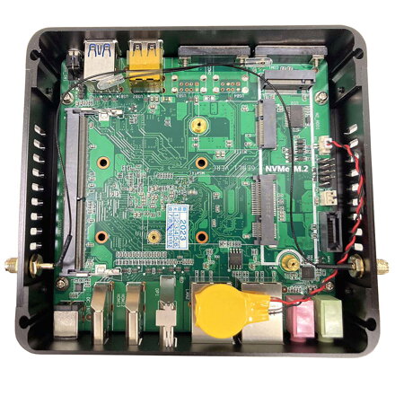 M2122 J6426 průmyslové mini PC, barebone, fanless
